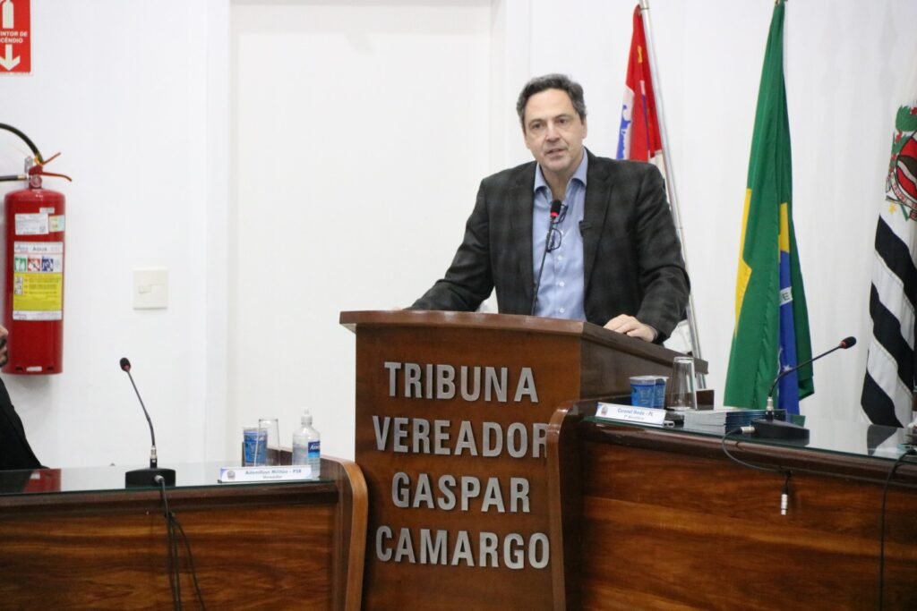 Deputado Federal Luiz Philippe de Orleans e Bragança
