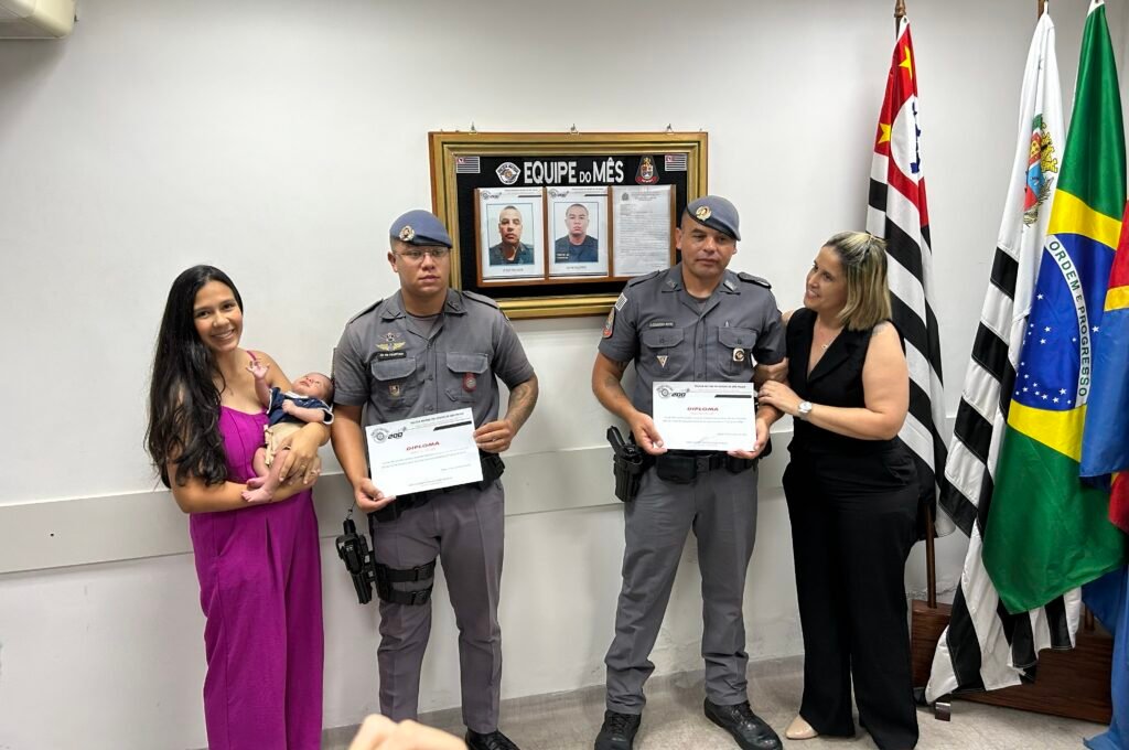 Cabo PM Faustino e o 2º Sargento PM Leite