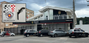 Indivíduo é preso por violência doméstica e porte ilegal de arma de fogo em Atibaia