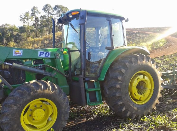 Polícia Militar recupera trator furtado em Bragança Paulista