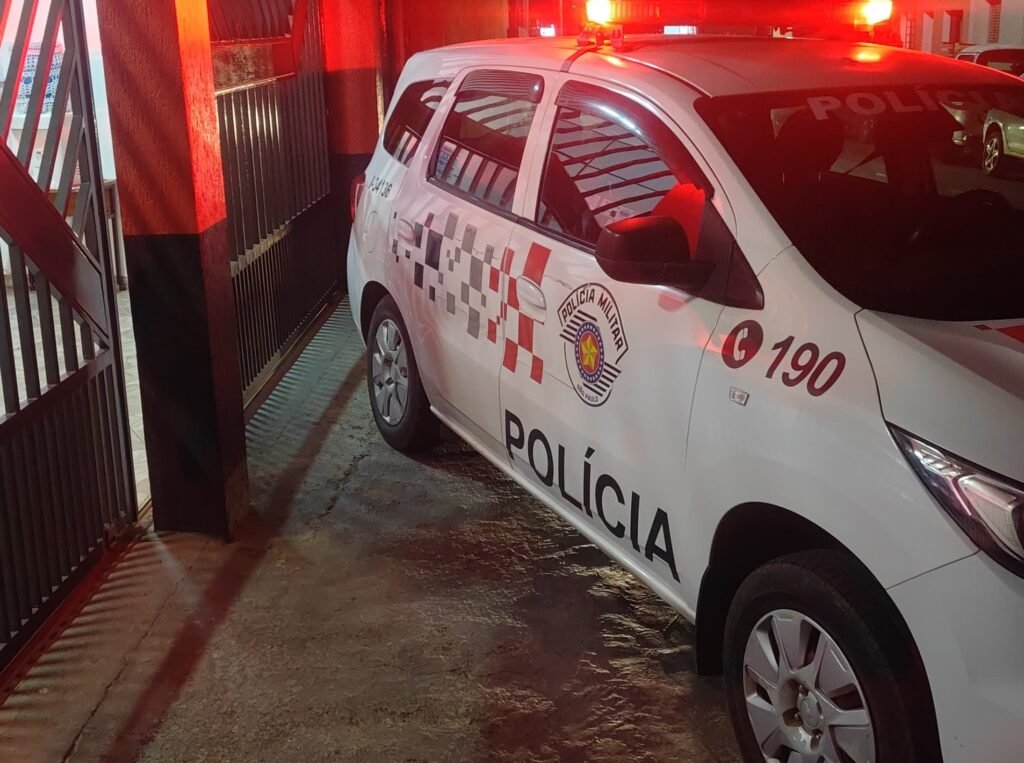 residência no maristela Atibaia