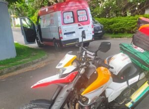 Homem cai de altura de seis metros durante obra no Bosque dos Eucaliptos