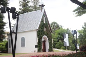 Santuário da Mãe e Rainha, de Atibaia