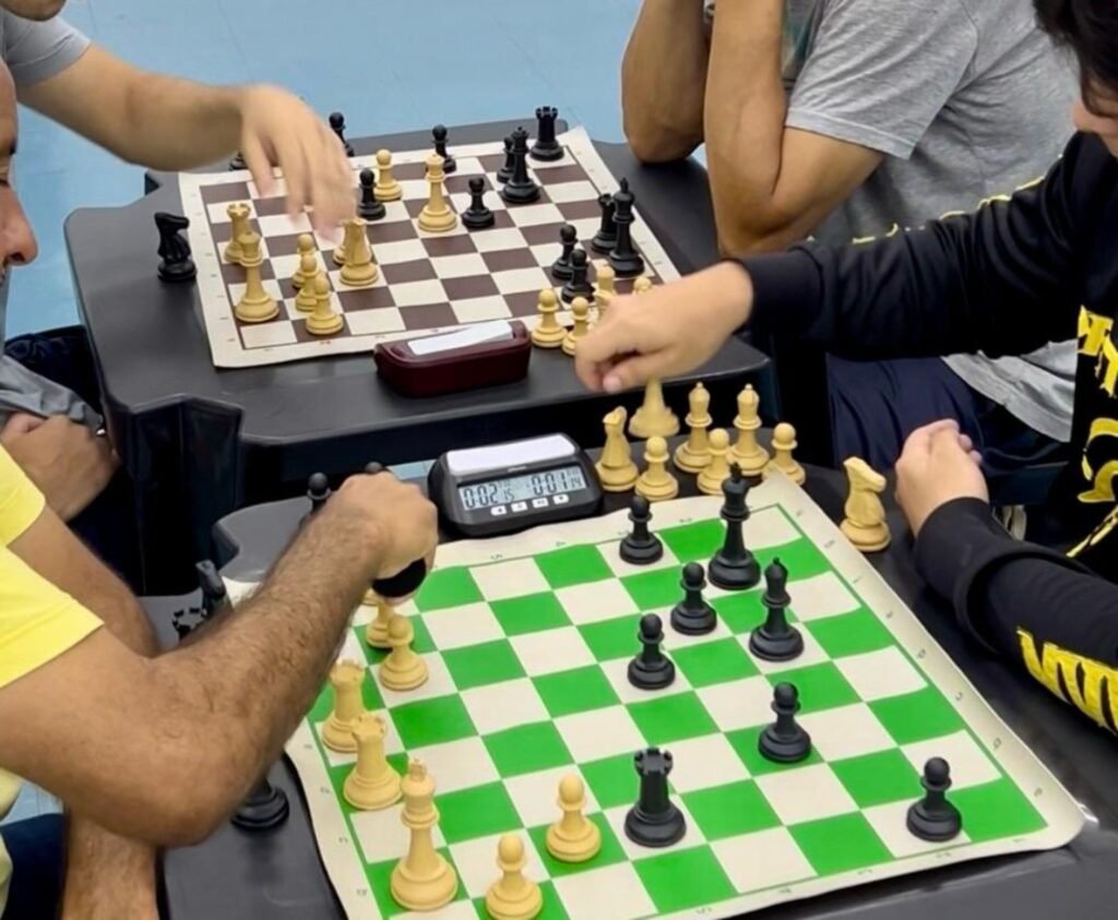 Treinos de xadrez, em Atibaia