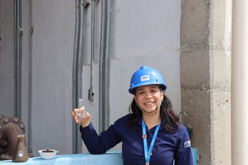 Sem coleta de esgoto, milhares de brasileiras têm seus direitos básicos comprometidos