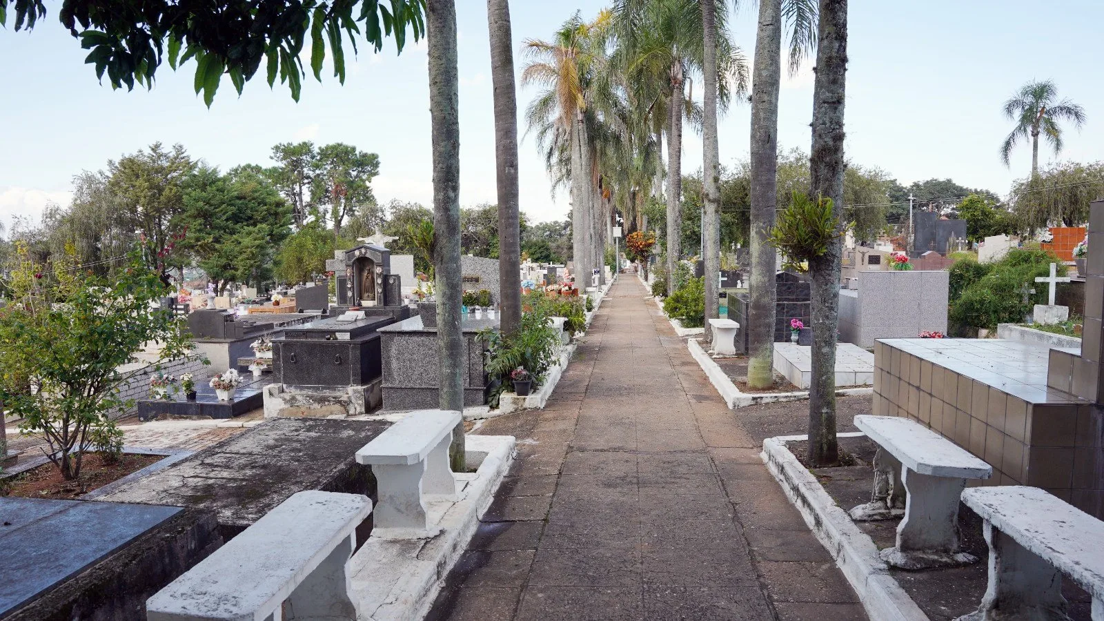 CEMITERIO EM ATIBAIA