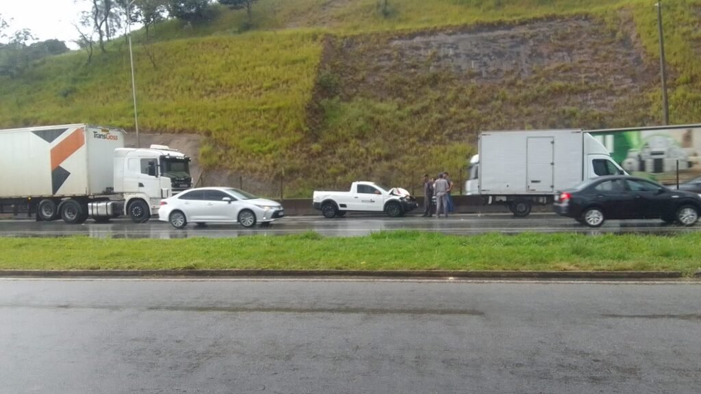 Acidente na Rodovia Fernão Dias