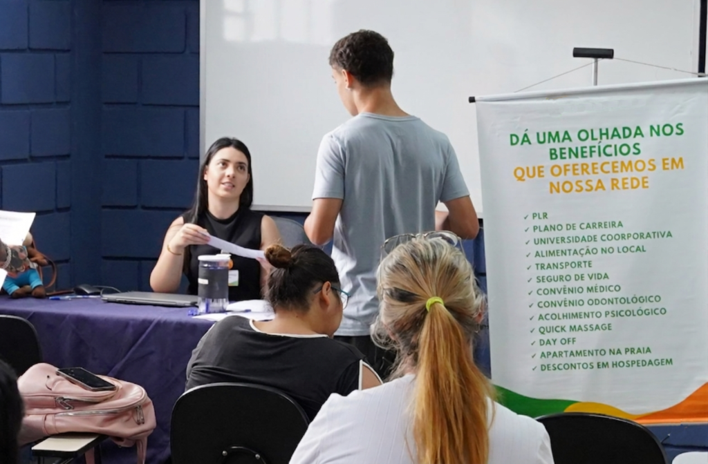 Mutirão de Emprego em Atibaia