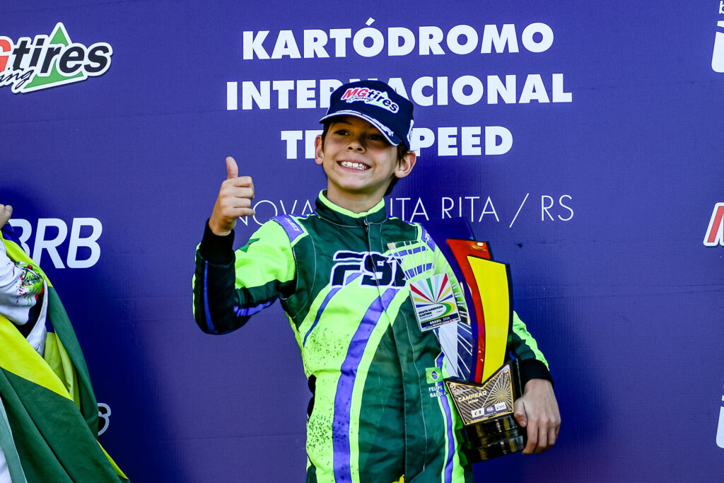 Saddi é o mais jovem piloto da história do Sul-americano de kart
(Cristiano Rodrigues/ Eni Alves (Enia Com)