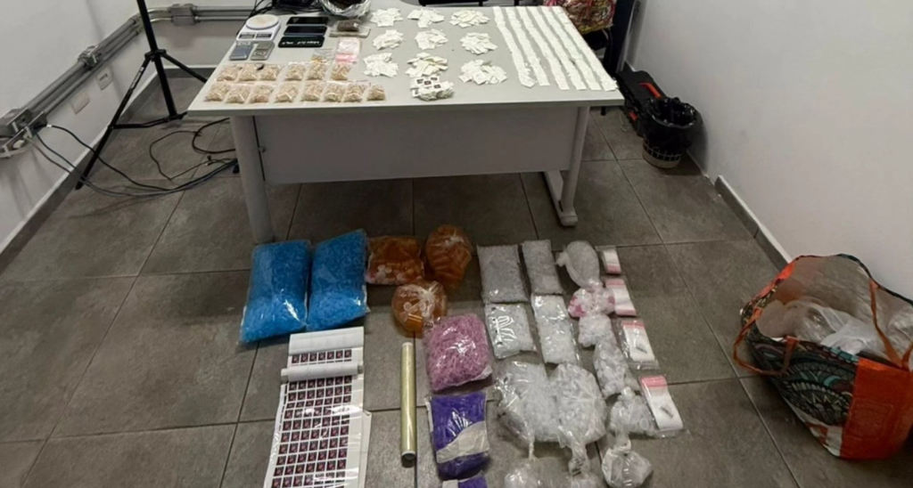 Polícia Militar apreende drogas no bairro Cerejeiras