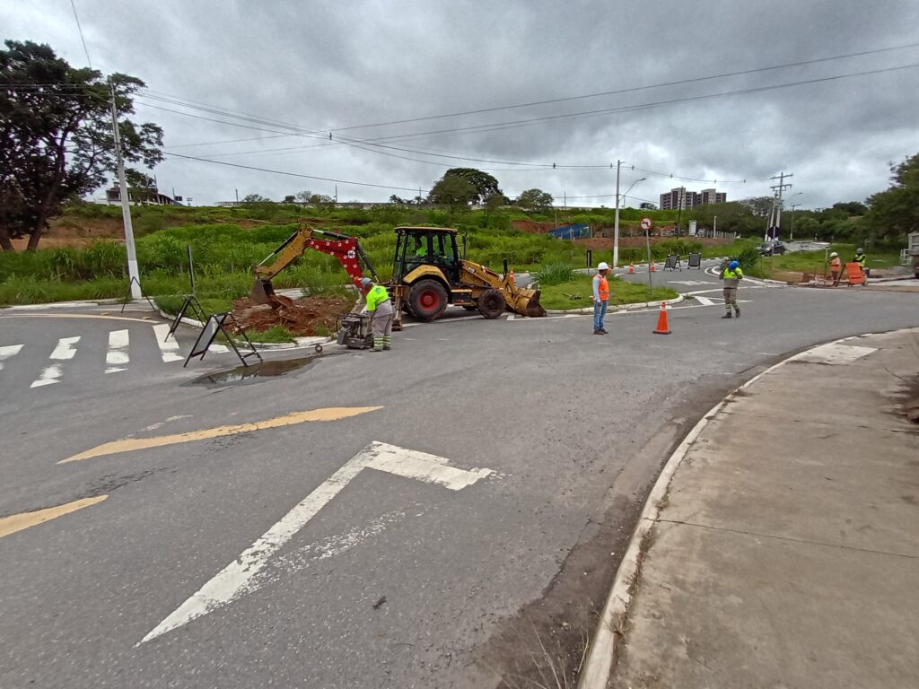 Avenida Irmãos Fazzio, ALVINOPOLIS
