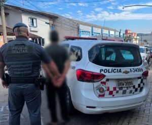 Homem procurado por maus-tratos a animais é localizado durante patrulhamento em Atibaia