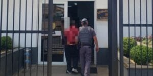 Homem de 56 anos, procurado por estupro de vulnerável, é capturado pela PM em Atibaia