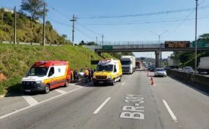 Jovem morre após cair de viaduto na Rodovia Fernão Dias