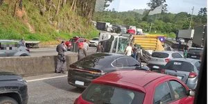 Acidente-na-Rodovia-Fernao-Dias