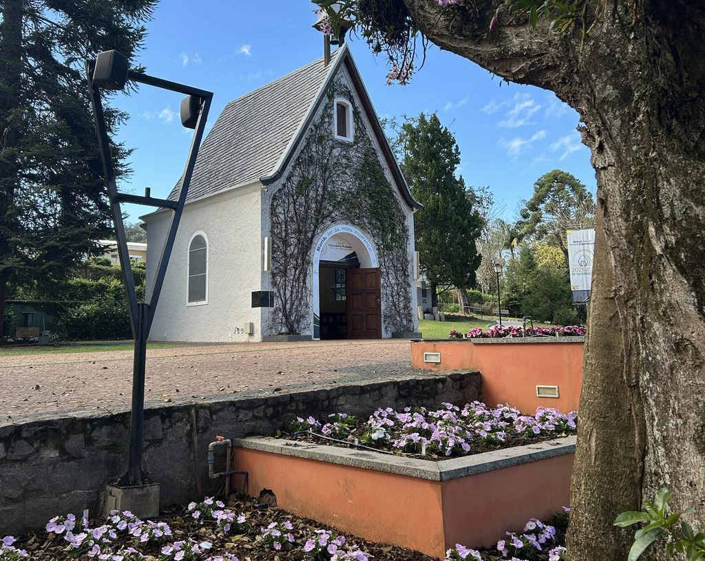 Santuário da Mãe e Rainha