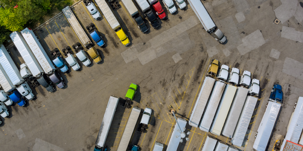 Fim da escala 6x1 deve elevar custos do transporte de cargas em 10%, aponta SETCESP